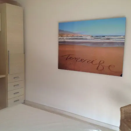 Petit Paradis - A Little Bit Of Heaven *