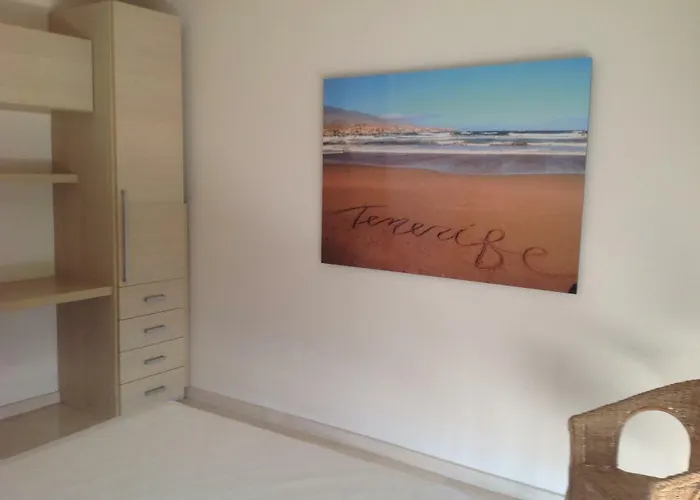 Petit Paradis - A Little Bit Of Heaven *